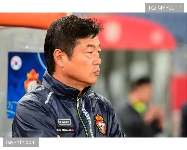 竞技俱乐部官宣主帅续约并强调球队重返顶级联赛的决心